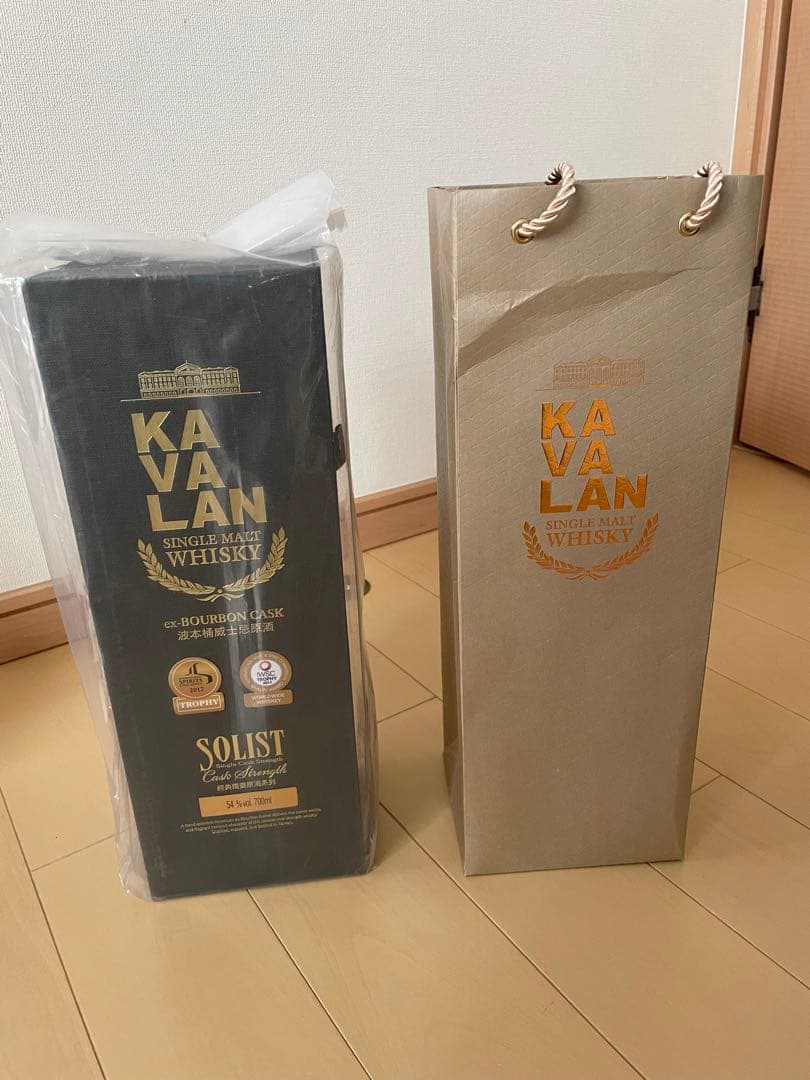 KAVALAN カバラン　ソリスト　カスクストレングス　バーボンカスク カバラン ソリストバーボンカスクストレングス(ウィスキー 約50-60度