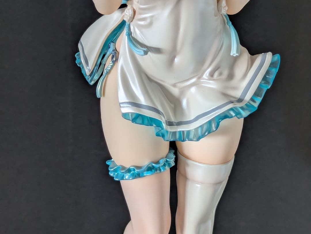 ポニーテールの女の子：チーパオ フィギュア 1/6スケール