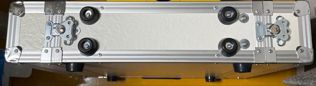 【美品】ARMOR A2U 2Uラックケース FRP仕様 ホワイト