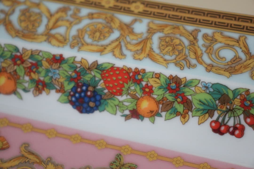 ローゼンタール×ヴェルサーチ バタフライガーデン スクエア トレイ 飾皿