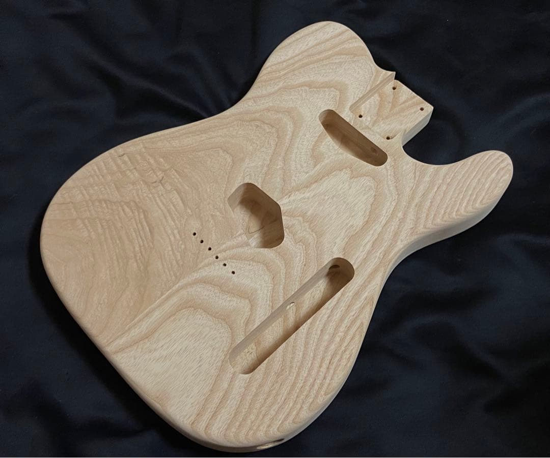 テレキャスターボディ　2ピース　アッシュ　未塗装　（No91）　ギター　ボディ