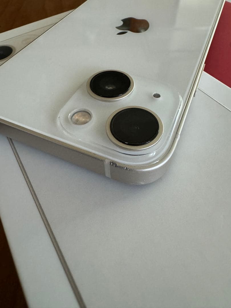 iPhone 13 mini スターライト 256GB au MLJK3J/A 中古)Apple iPhone13