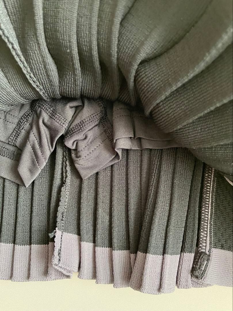 新品⛳️アディダスゴルフビッグロゴダンボールニット&プリーツスカート　L