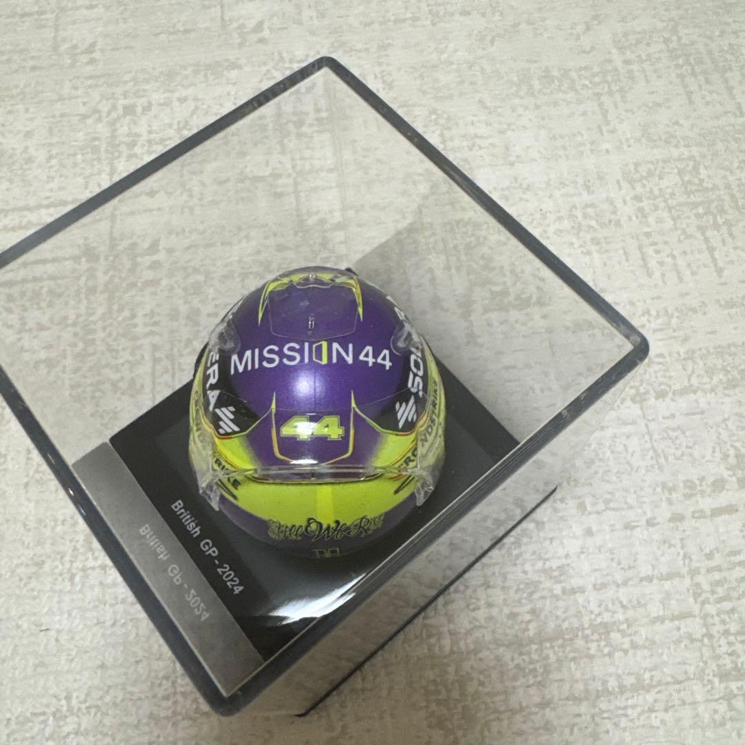 ルイス・ハミルトン 2024 ヘルメット1/5