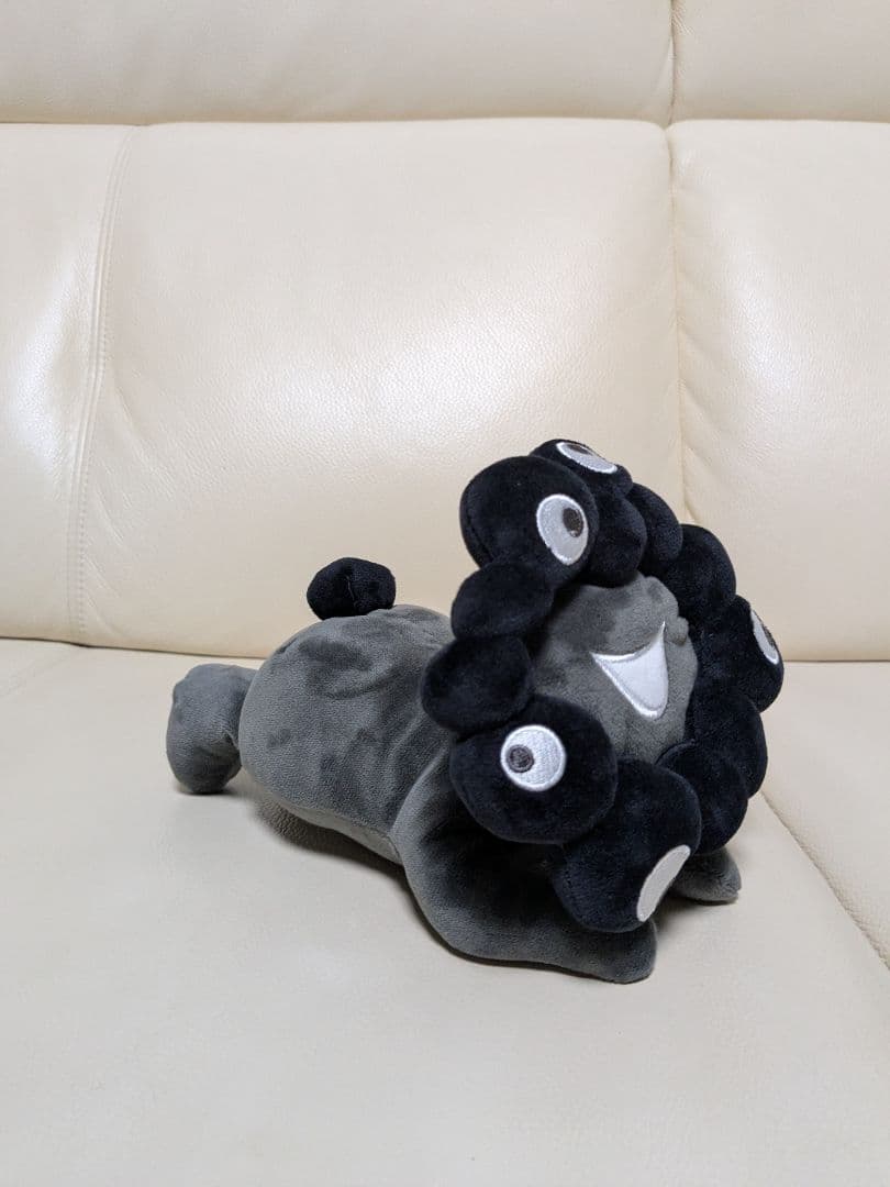 ✩✩大阪万博　黒ミャクミャク　這い型　黒Sサイズ✩✩
