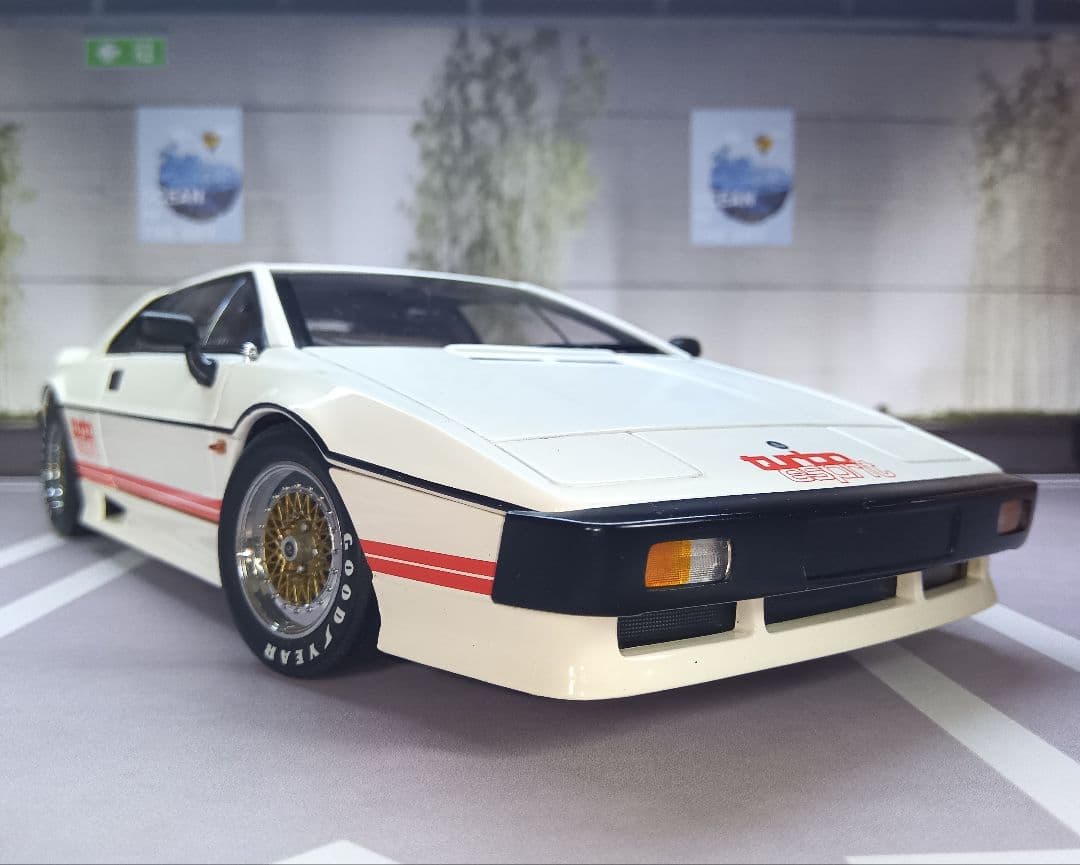 オートアート 1/18 ロータスエスプリV8 ▽ 【AUTOart / オートアート 1