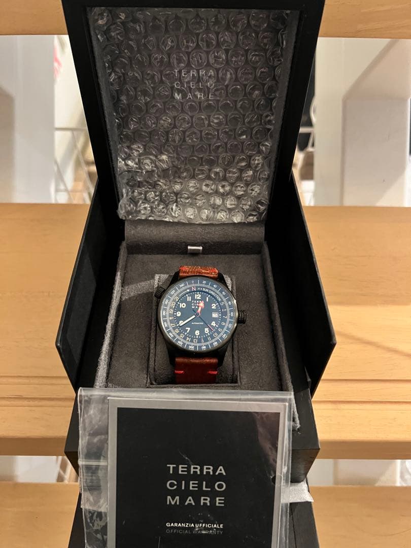 ブラピ着　terra cielo mare 時計