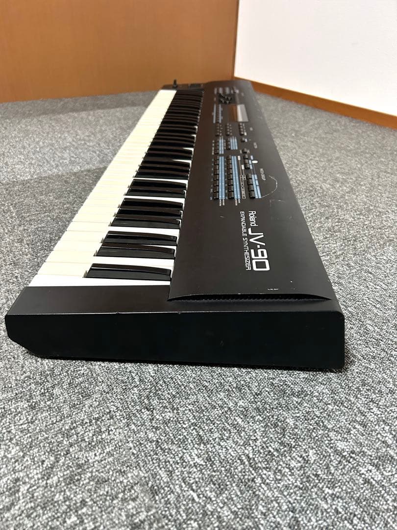 Roland ローランド JV-90 シンセサイザー 本体のみ - メルカリ