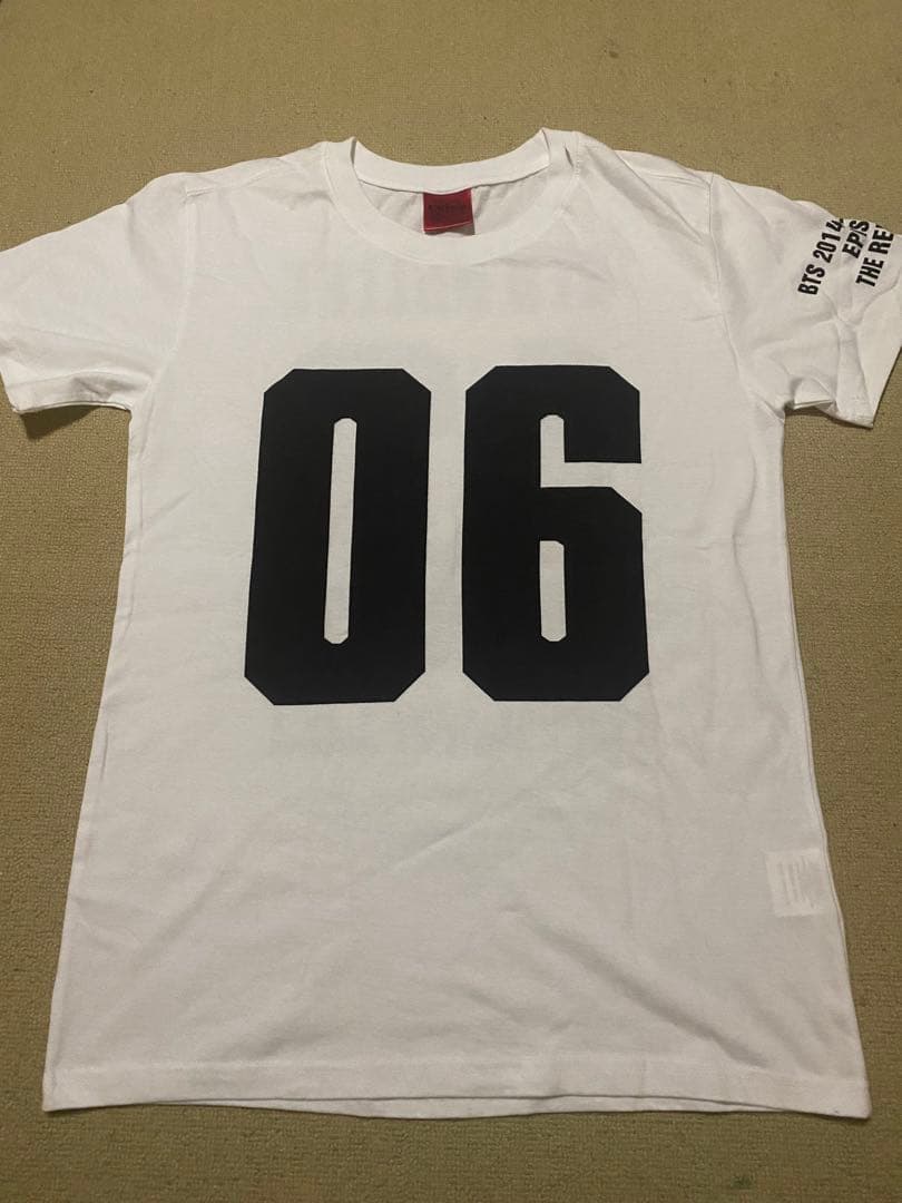 BTS 2014 Tシャツ RED BULLET