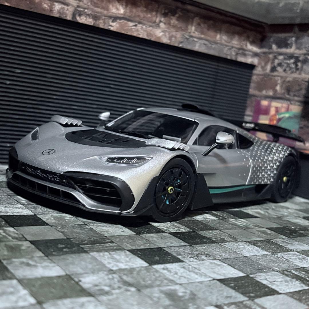 1/18 NZG メルセデス AMG ONE 後期改修 エンジン再現あり