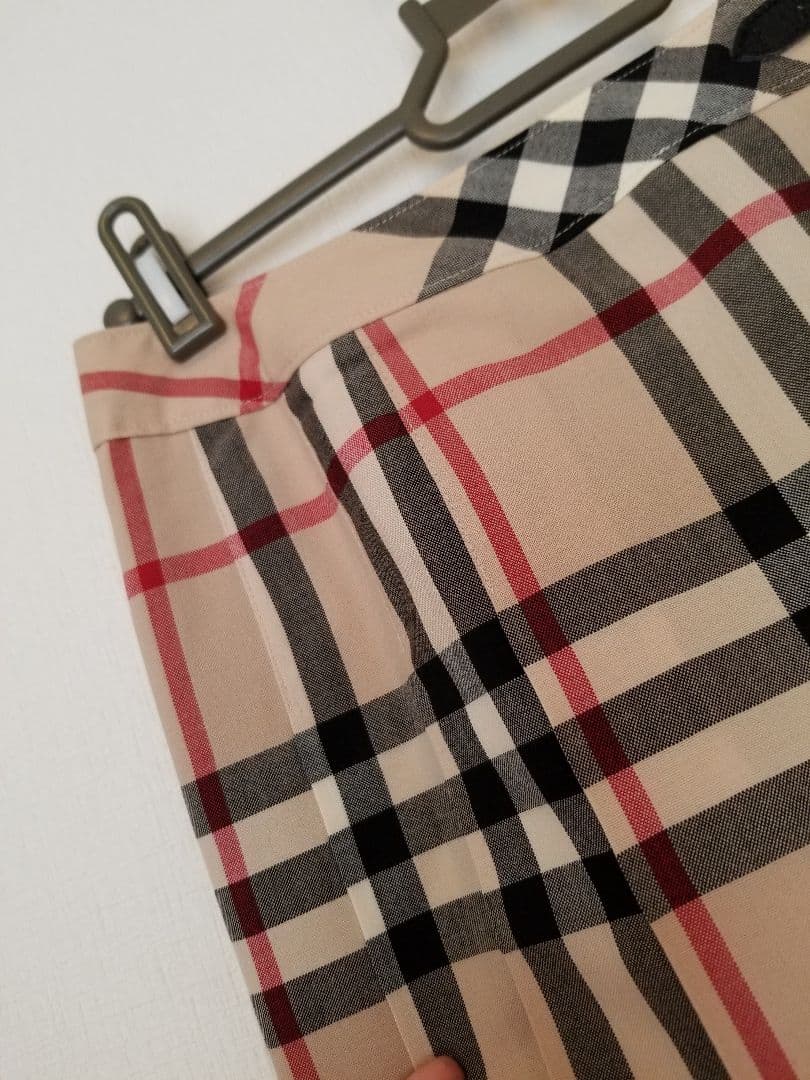 バーバリーキッズスカート 未使用近 美品 ベージュ ノバチェック160