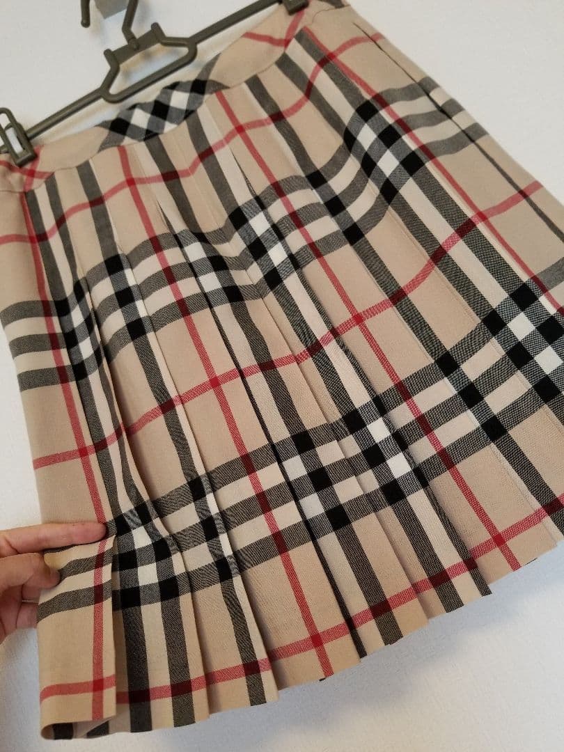バーバリーキッズスカート 未使用近 美品 ベージュ ノバチェック160