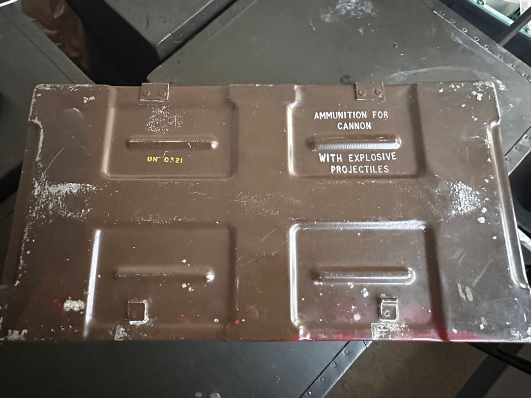 弾薬箱 爆発物用 仕切り付き　ミリタリーボックス　対戦　US 軍物　ヴンテージ