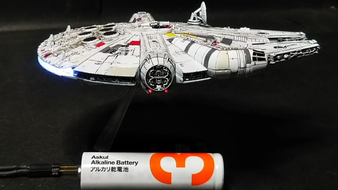 ミレニアムファルコン 電飾改修 完成品 ビークルモデル 全塗装 1/350