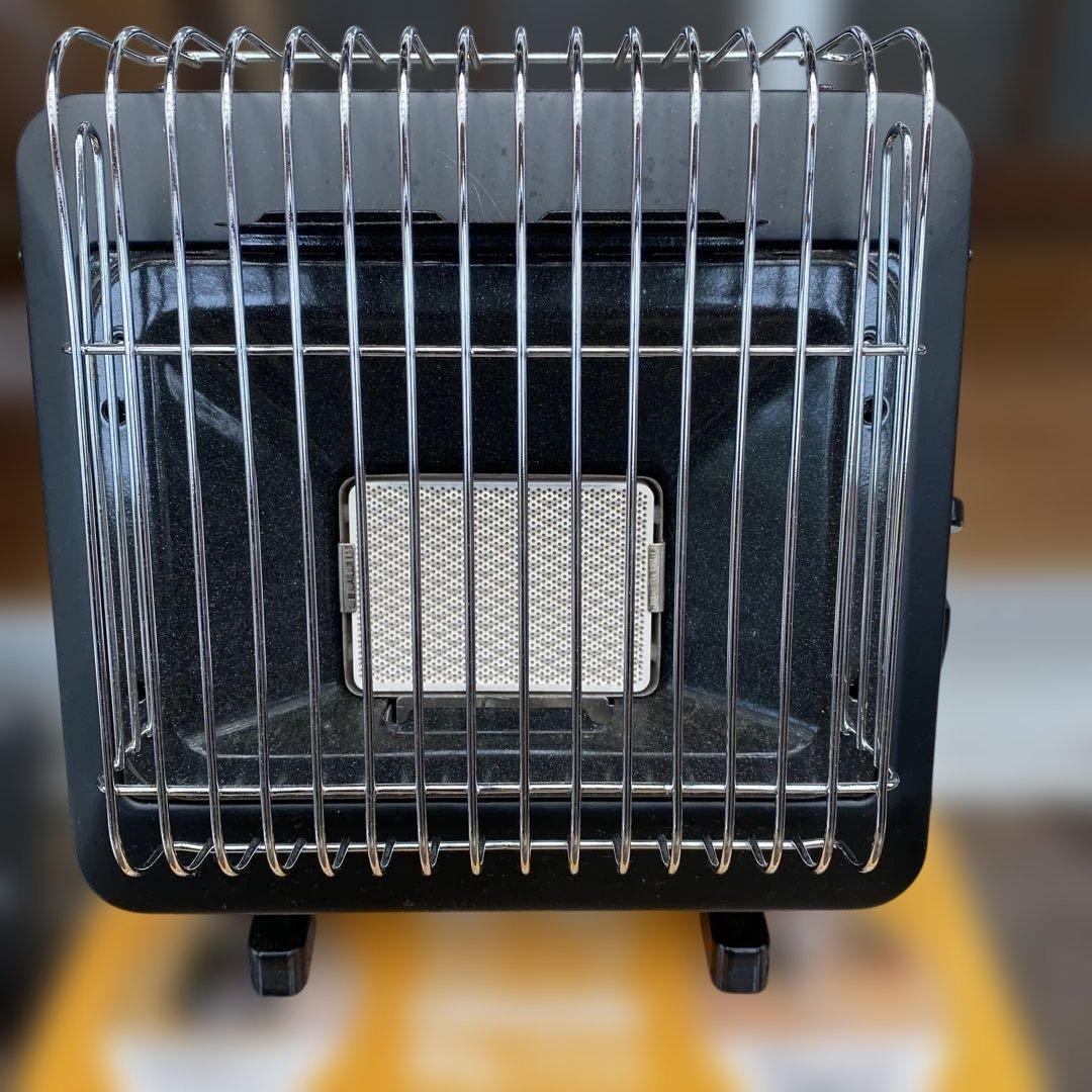 美品】Iwatani カセットガスストーブ CB-CGS-PTB 8-676 公式】イワタニ