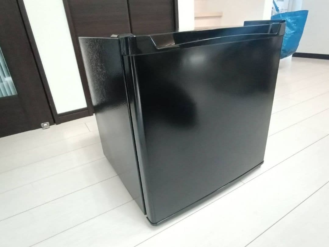 2020年製 冷凍庫 ストッカー 32L