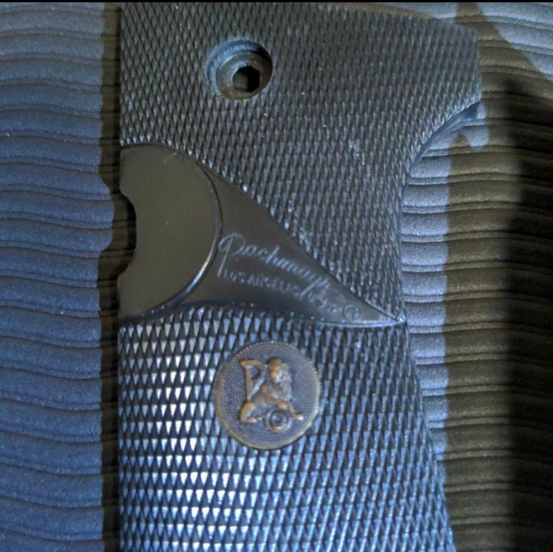 パックマイヤーM92グリップ