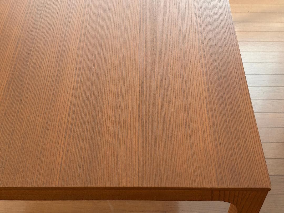 Kenta／IDEE マルー ダイニングテーブル 1300