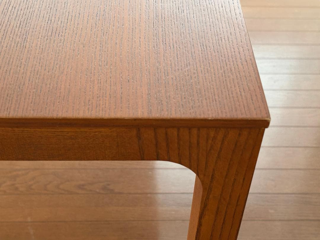 Kenta／IDEE マルー ダイニングテーブル 1300