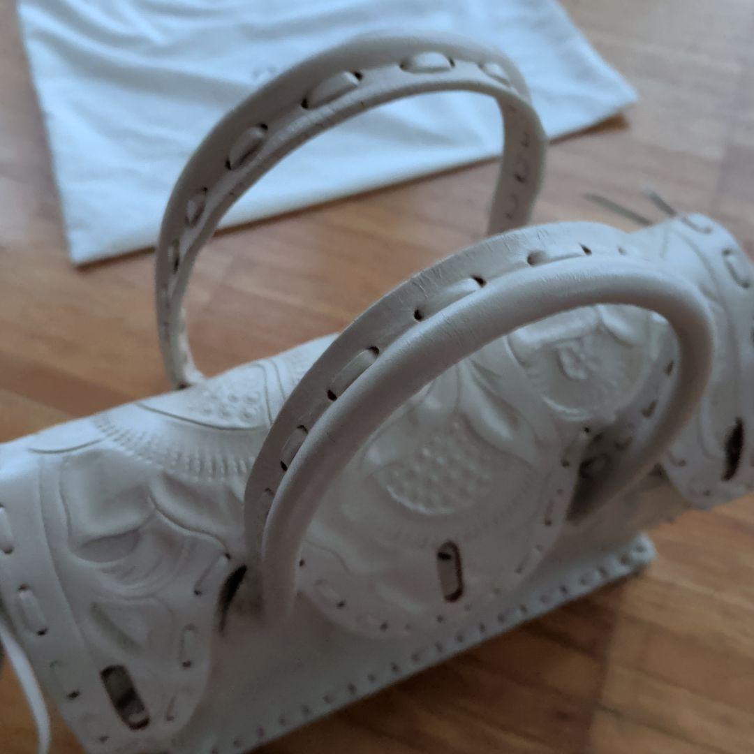 美品　グレースコンチネンタル　ホワイトレザーハンドバッグ