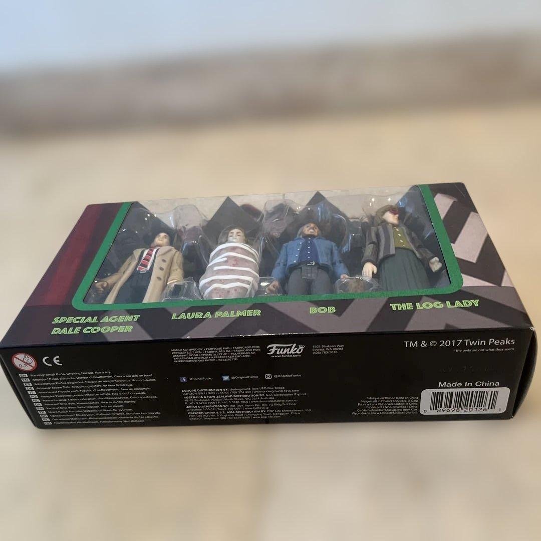 『TWIN PEAKS ツイン・ピークス』DAVID LYNCH フィギュア