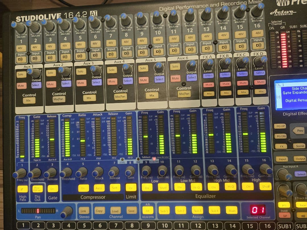 【PreSouns】卓上デジタルミキサーStudioLIVE16.4.2AI