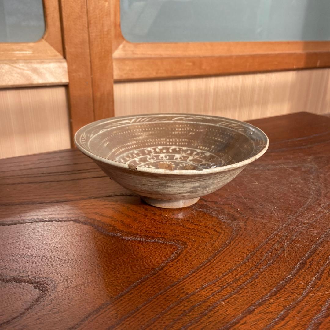 李朝古花三嶋茶碗 - メルカリ