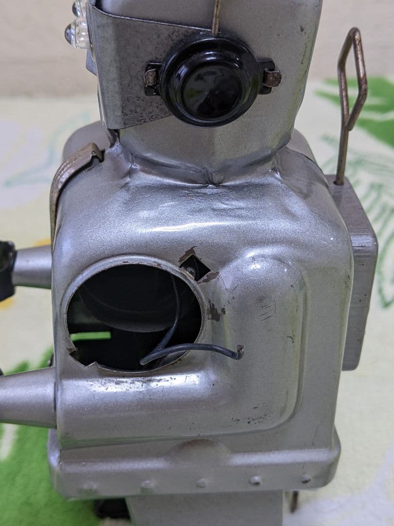 ぴ*み様 〈当時物〉ブリキ ズーマーロボット（電動式〈電池〉）不動