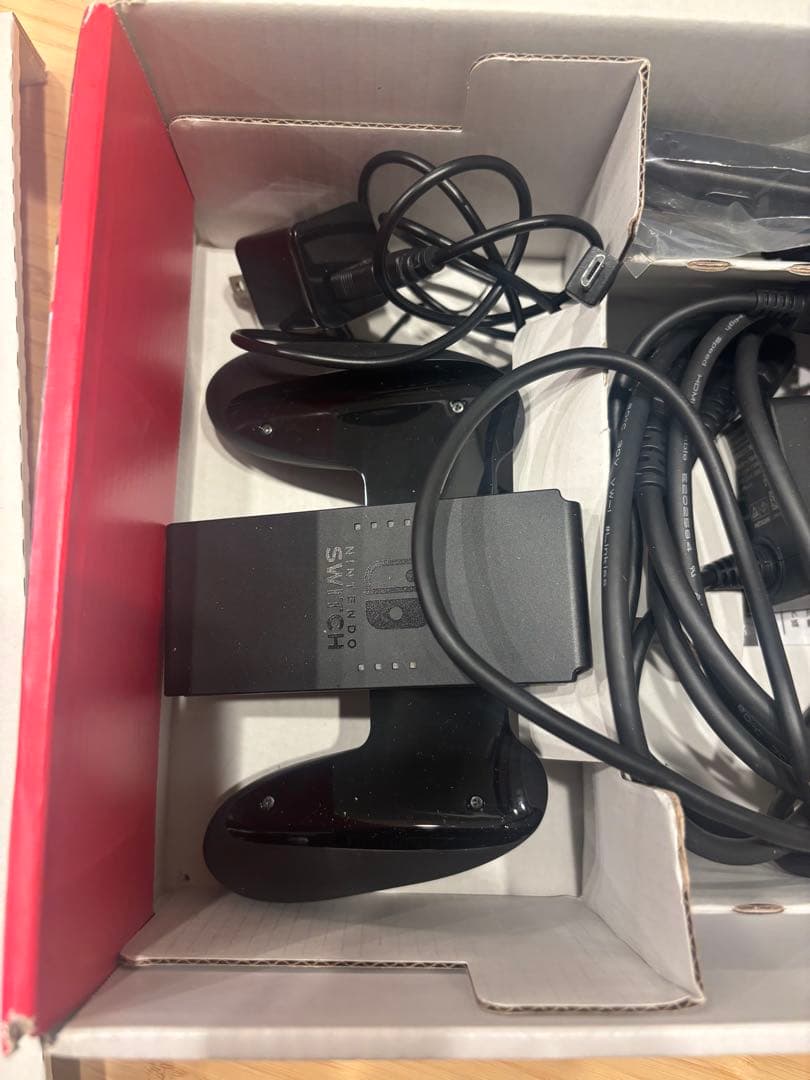 【美品】Nintendo Switch 箱付き本体一式&桃鉄セット