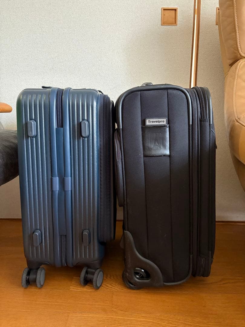 古い割に使用感少なめ）Travelpro Crew7 機内持込 20x14x9