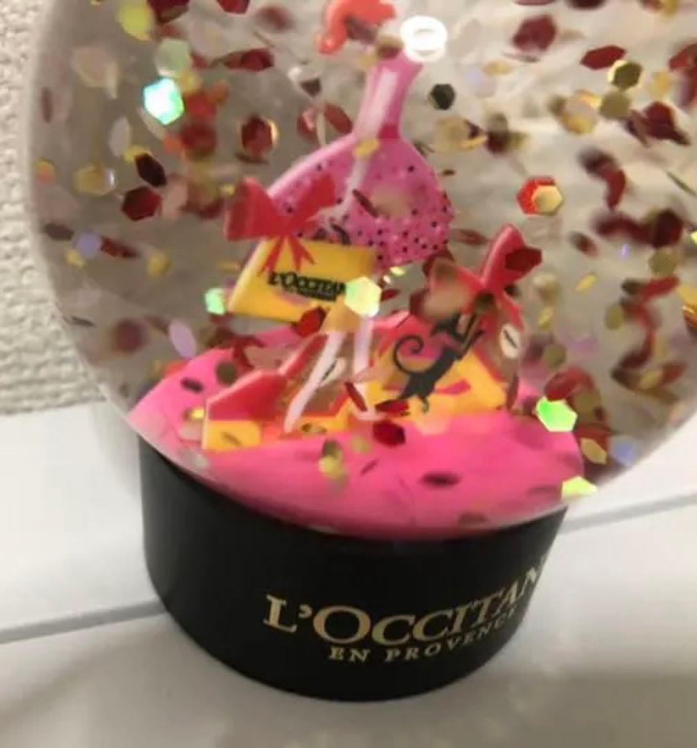 スノードーム　２点　シャネルとロクシタン　インテリアノベルティ