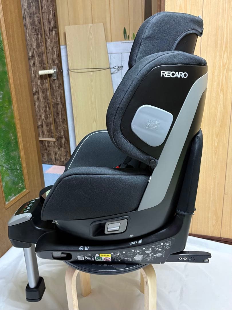 レカロ サリア ISOFIX R129 新生児 RECARO チャイルドシート レカロ