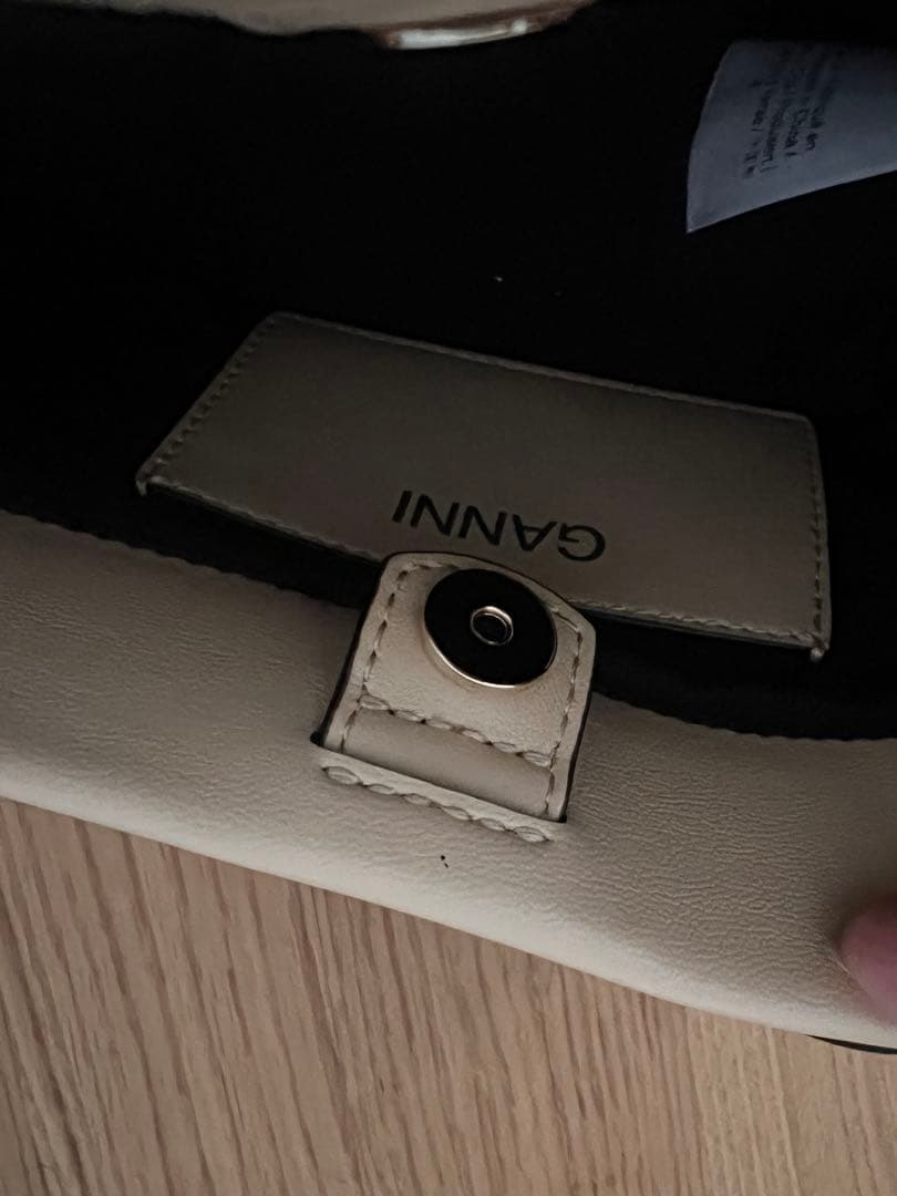 GANNI ボウバッグ ミニ バタークリーム