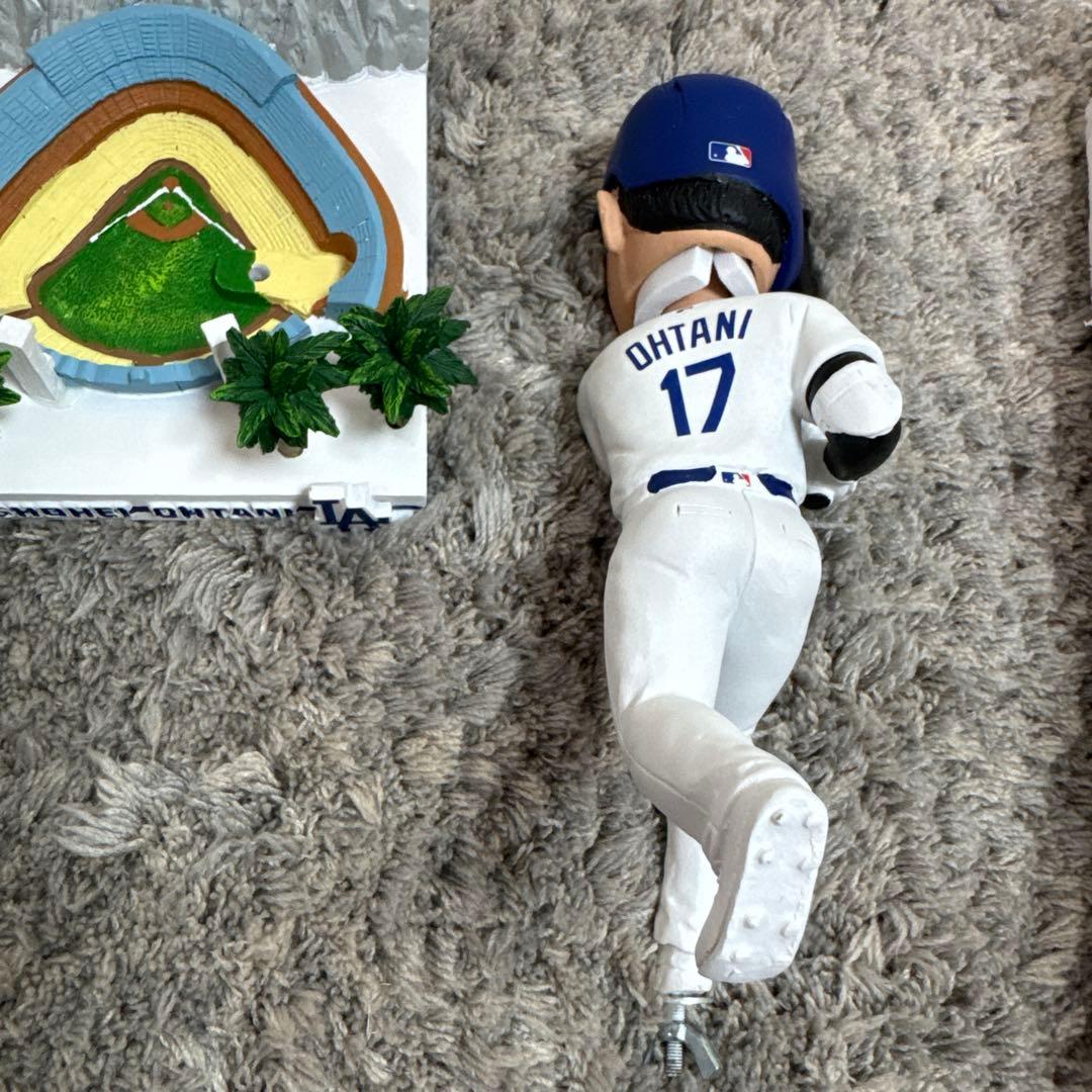 【美品】大谷翔平 フィギュア ボブルヘッド FOCO LAドジャース