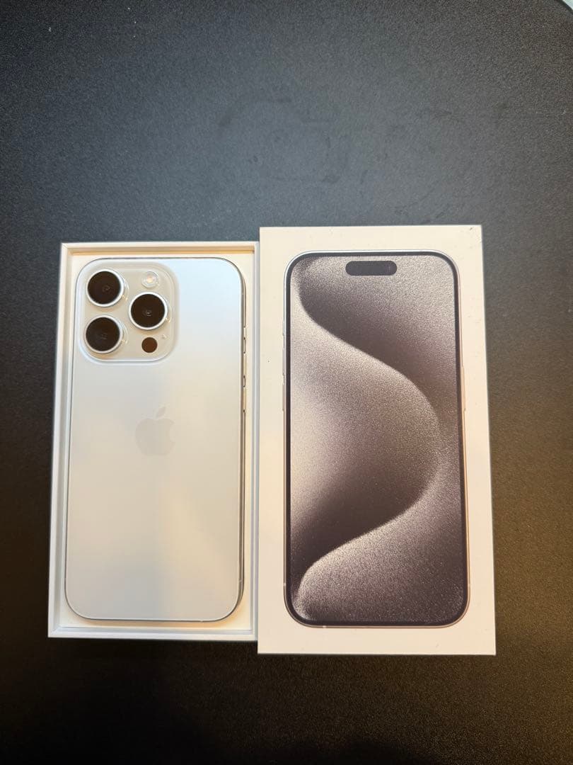 iPhone 15 Pro SiMフリーホワイトチタニウム 128GB