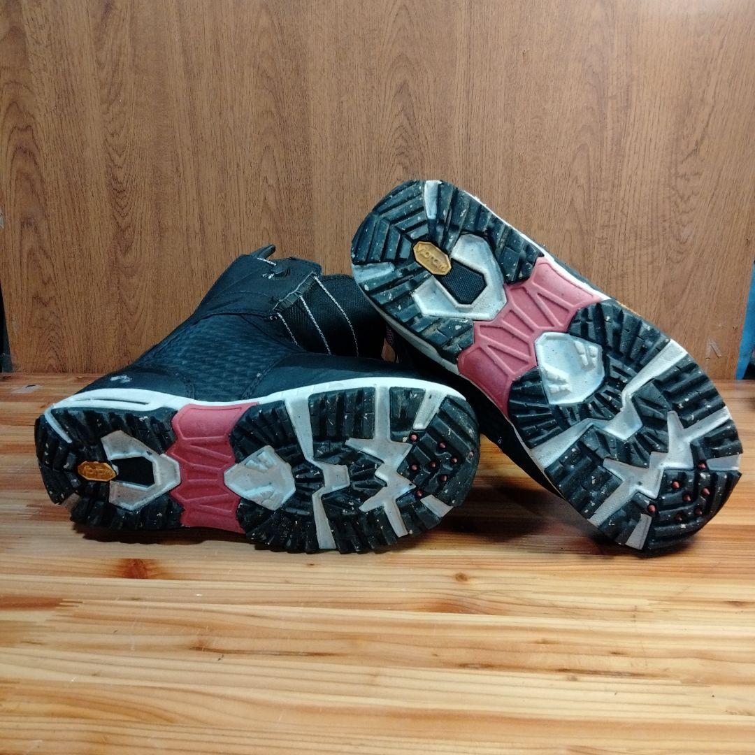 美品　BURTON　バートン 　スノーボードブーツ　送料無料 26069