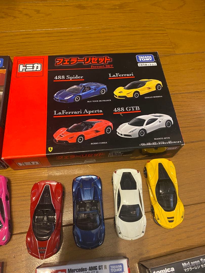 トミカ(主に外車)34台&マックトミカ5台&2段ケース×2個