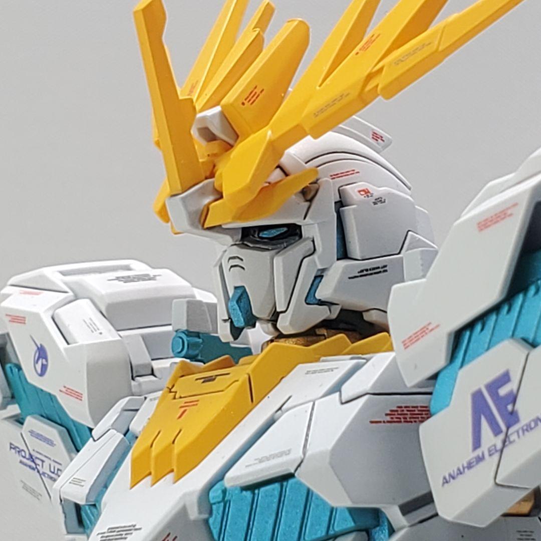 HGUC ユニコーンガンダム 白バンシィゴールドフレーム 塗装 完成品 バンダイ