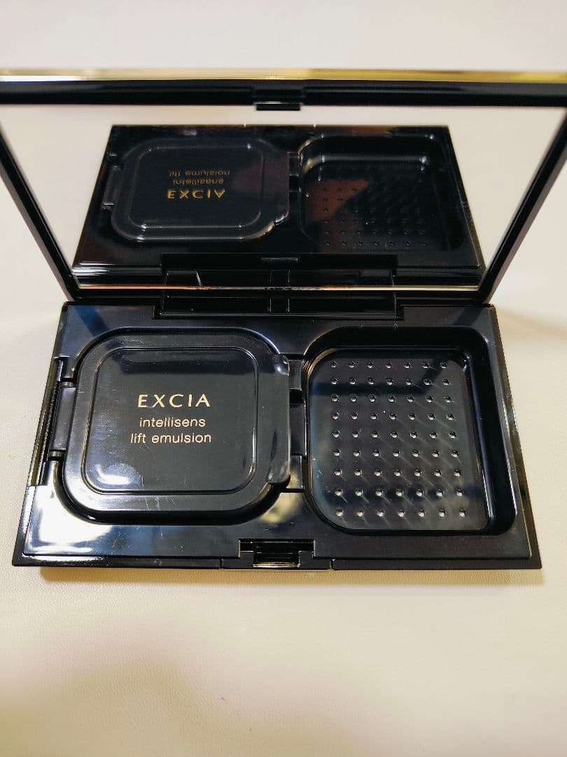 【専用】美品アルビオンアンテリサンスリフトエマルジョンOC101エクシア