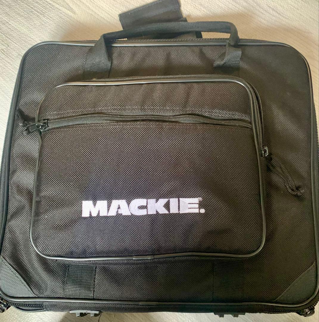 MACKIE ProFX12v2 12チャンネルアナログミキサー　ケース付き