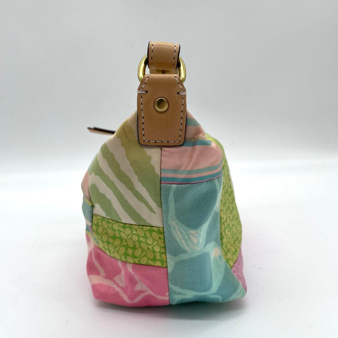 【美品】コーチ　ポーチ