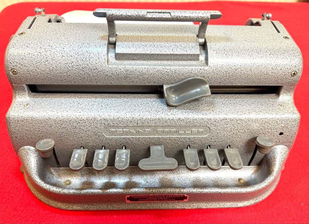 点字タイプライター PERKINS BRAILLER 末長くご利用ください。 - メルカリ