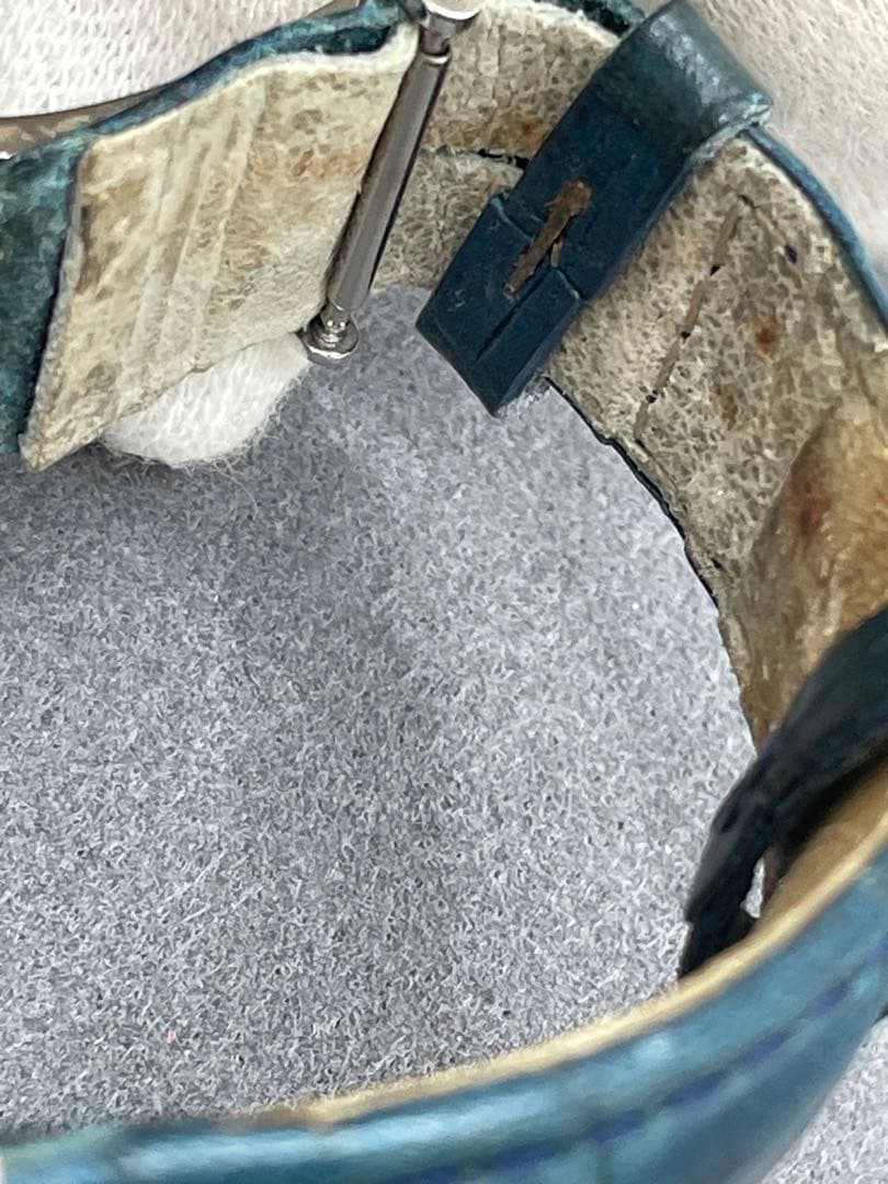 M148 FENDI フェンディ クロノグラフ 腕時計 クオーツ 青文字盤