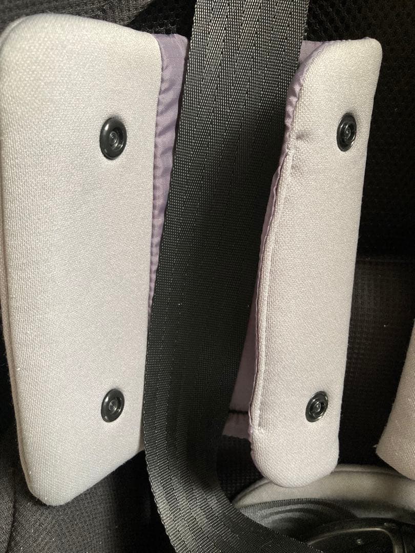 Combi コンビクルムーヴスマート Light ISOFIX チャイルドシート