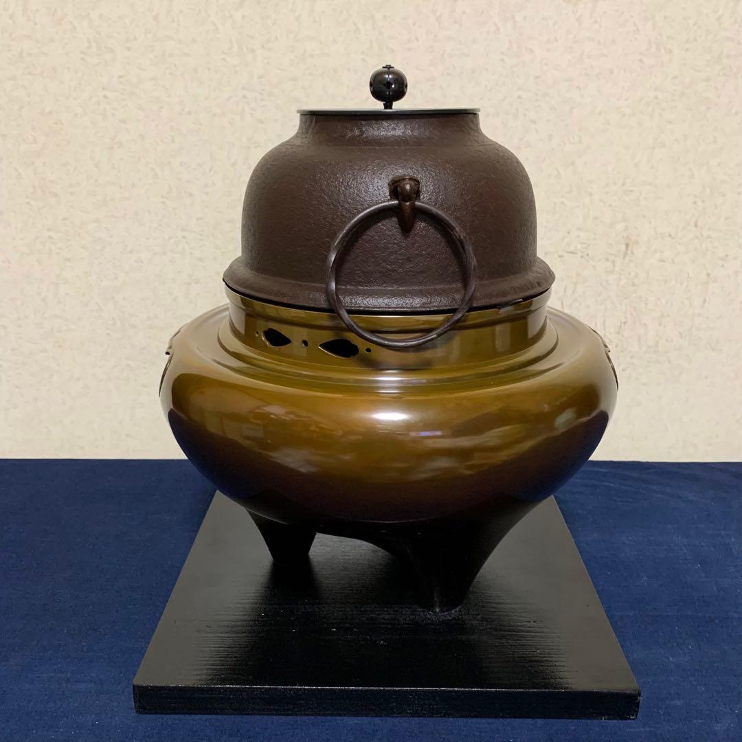 茶道具】高橋敬典造 真形釜添唐銅朝鮮風炉 電熱器 敷板 底