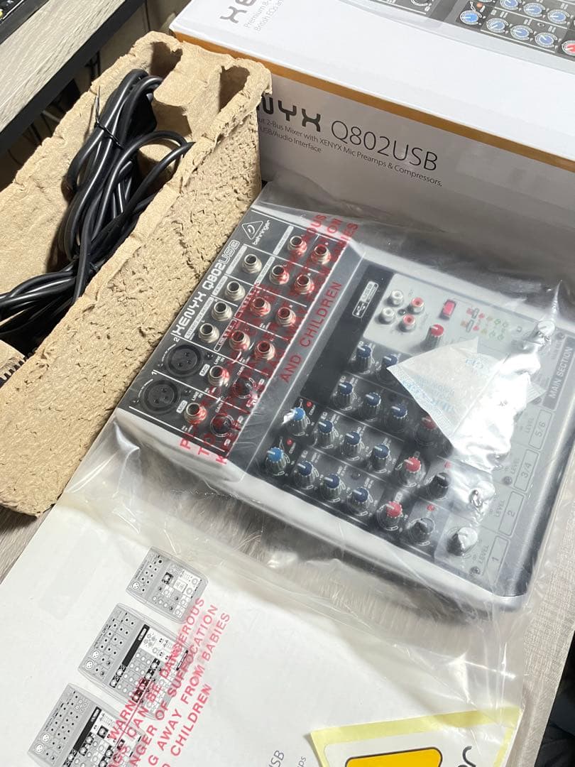 【ほぼ新品‼️値引中！】完全作動！behringer XENYX Q802USB