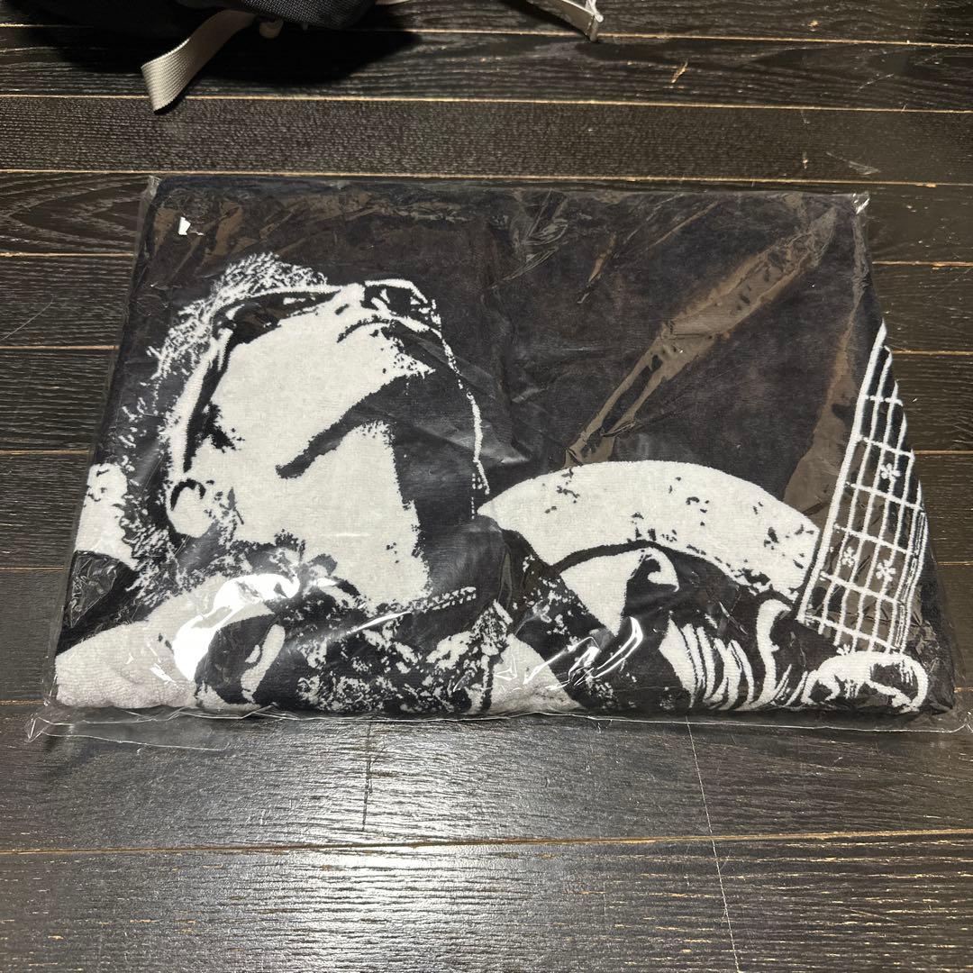 最安値　長渕剛　REBORN 2022年　ビッグタオル　当時品　おまけ付き