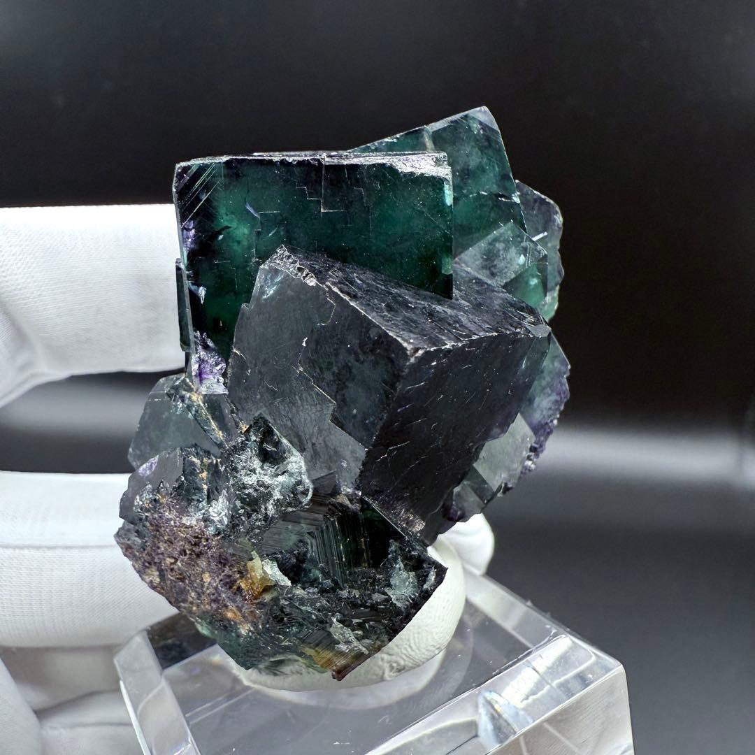 フローライト ナミビア Okorusu Mine産 蛍石 原石 25 - メルカリ