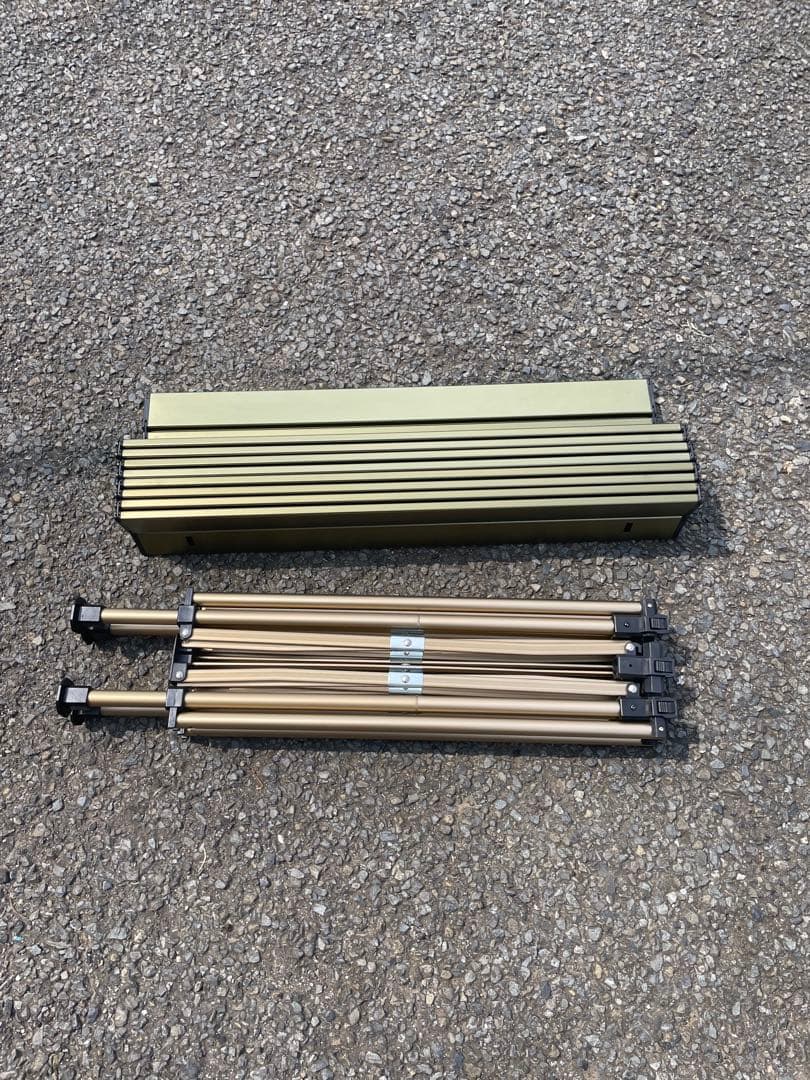 Coleman 折りたたみアルミテーブル 限定色