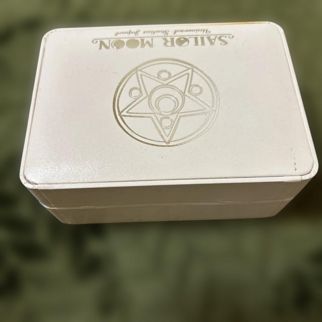 セーラームーン25周年USJコラボセーラームーンブレスウォッチ